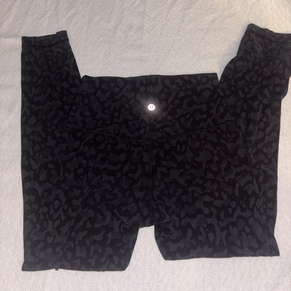 Lululemon dark cheetah print Leggings